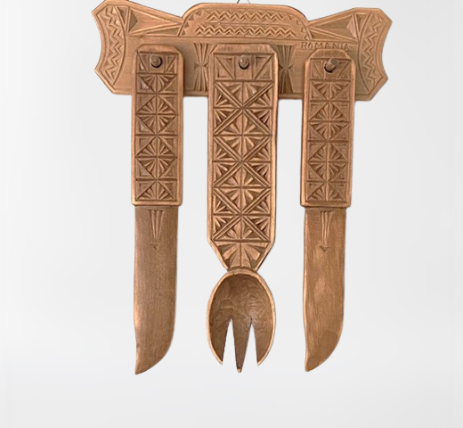 1691590869-98-set_sculptat_din_lemn-removebg-preview (2).png